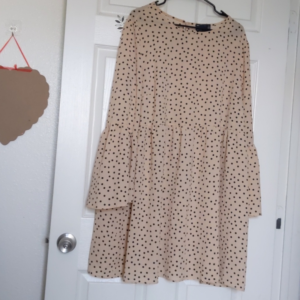 Polka dot dress with bell sleeves